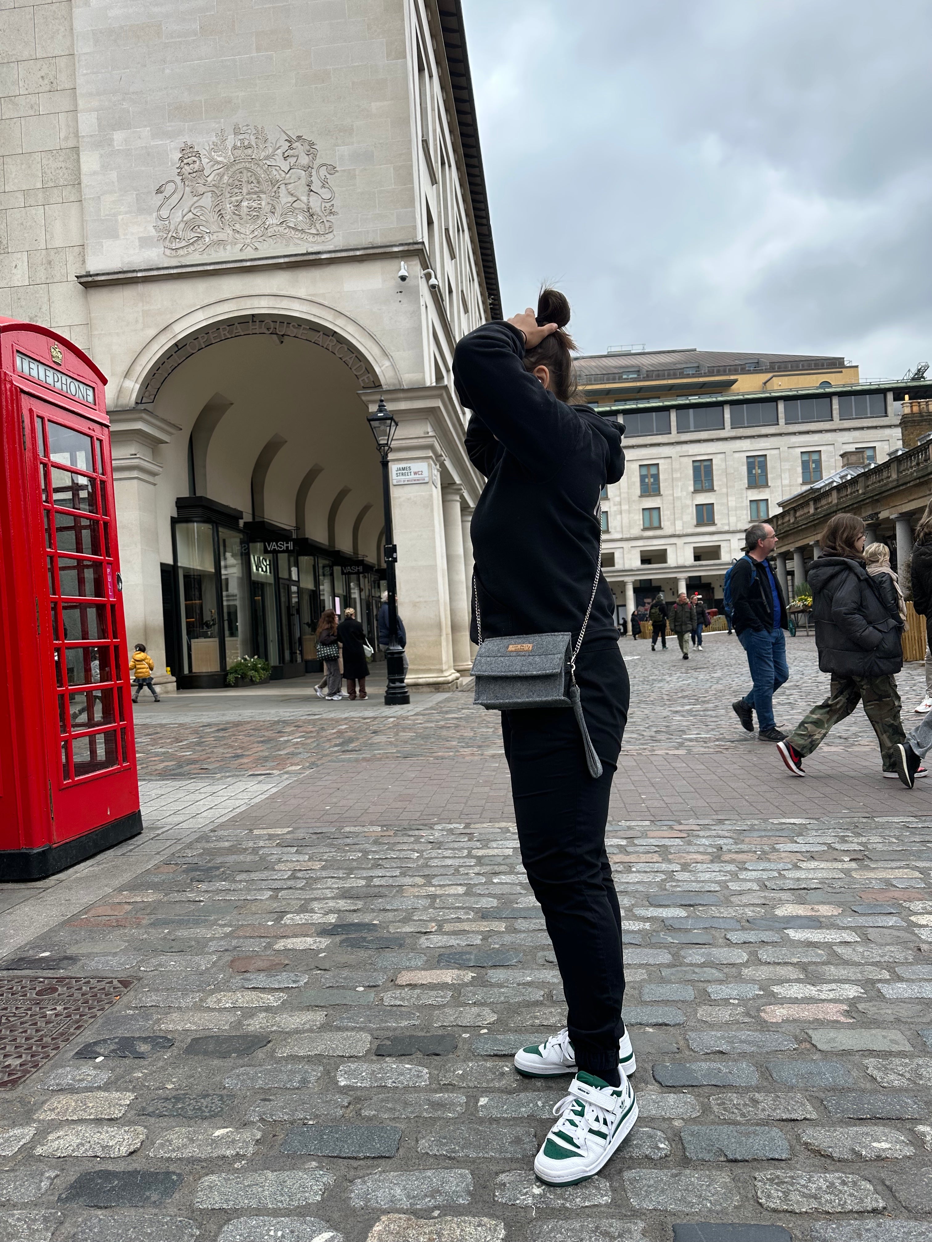 Hannah  Chain Shoulder Strap – Lux Felt London